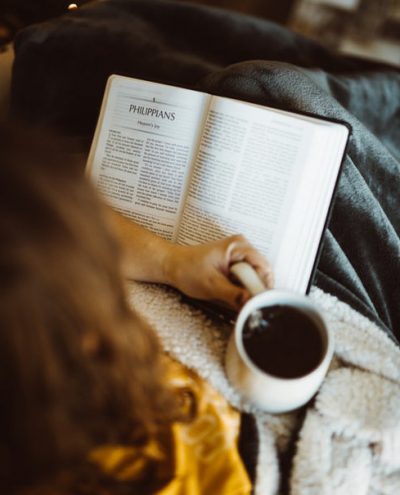 de Bijbel lezen de Bijbel lezen
